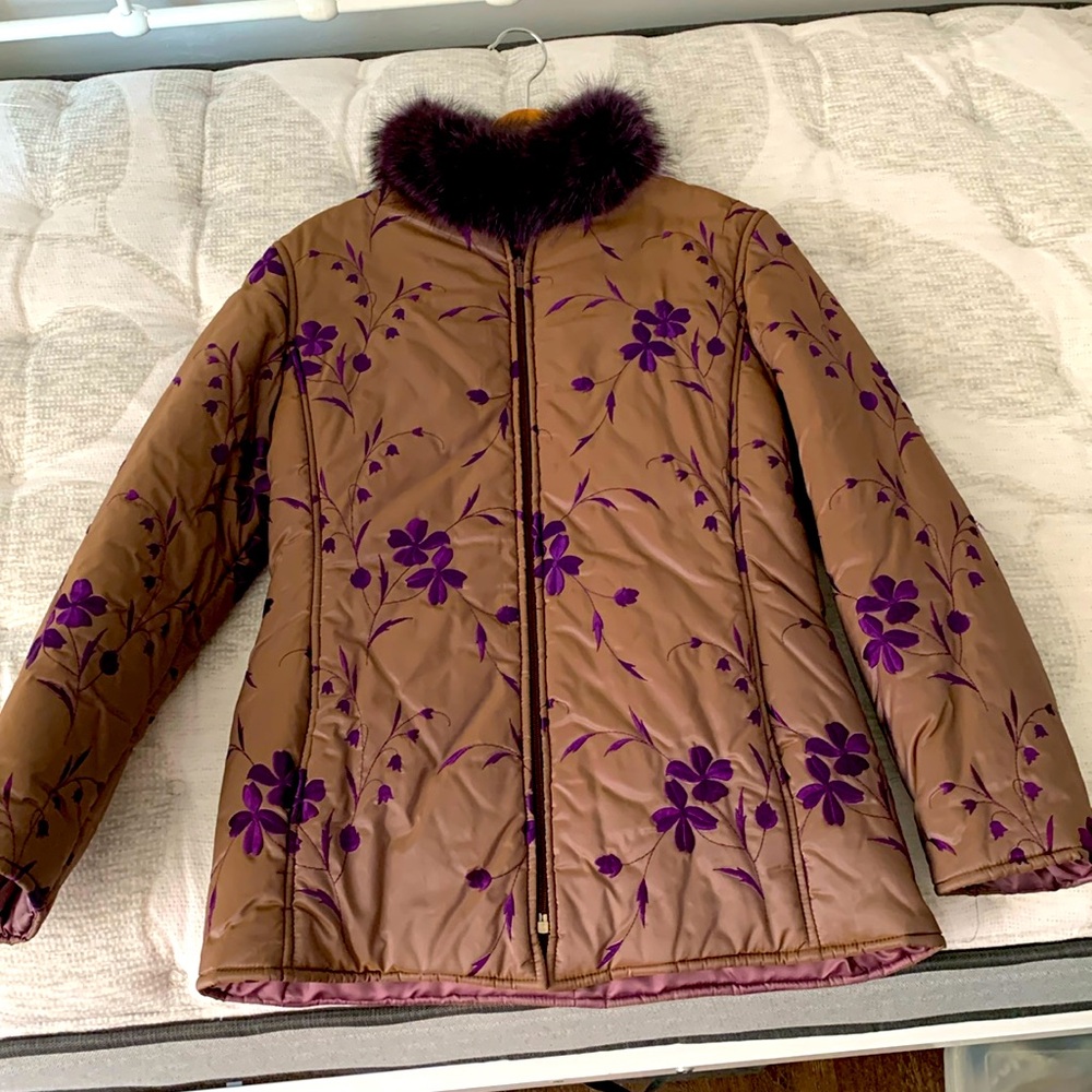 Iceberg jacket size 42 with fur trim